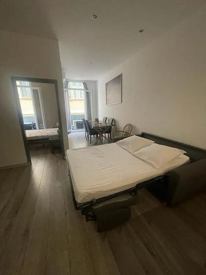 2 Pieces Nice Tout Confort Vieux Nice Cours Saleya Proche Commerces Et Mer 0*,  Francie