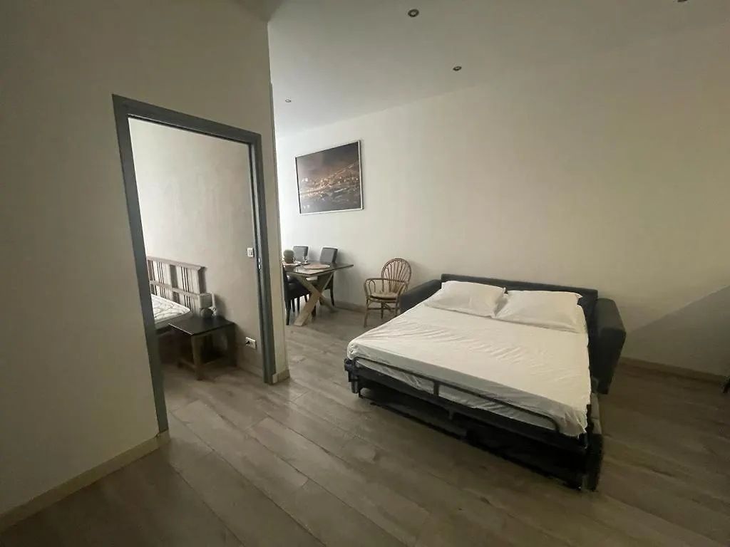 Apartment 2 Pieces Nice Tout Confort Vieux Nice Cours Saleya Proche Commerces Et Mer