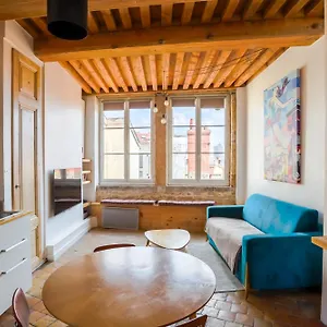 nid-de-lopra.hotels-rhonealpes.com/