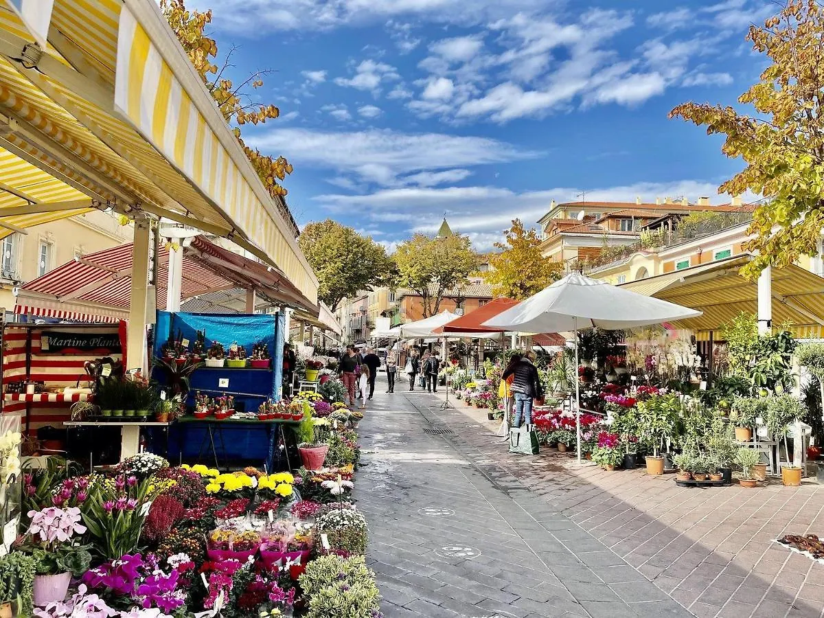 2 Pieces Nice Tout Confort Vieux Nice Cours Saleya Proche Commerces Et Mer location